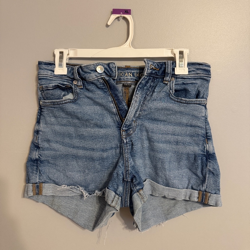 W 4 American Eagle Jean Shorts
